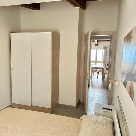Approdo Apartments Isola Rossa Εξωτερικό φωτογραφία