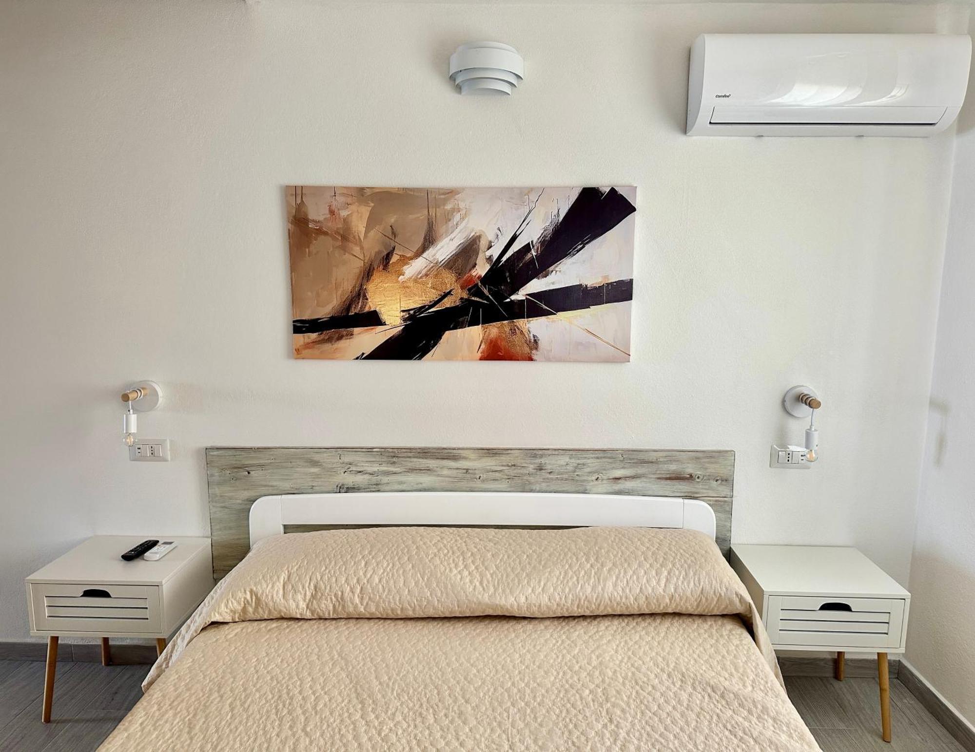Approdo Apartments Isola Rossa Εξωτερικό φωτογραφία